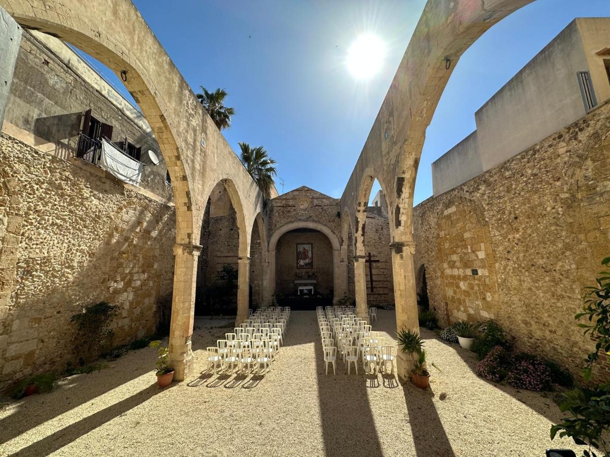 Suite Moen Ortigia Syracuse Buitenkant foto