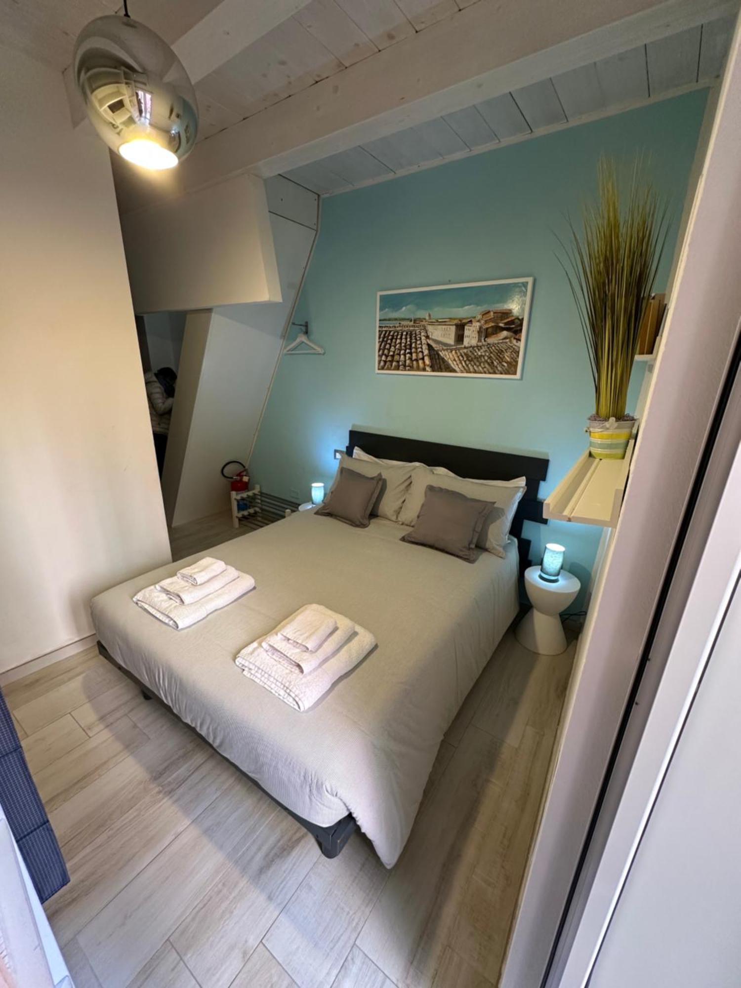 Suite Moen Ortigia Syracuse Buitenkant foto
